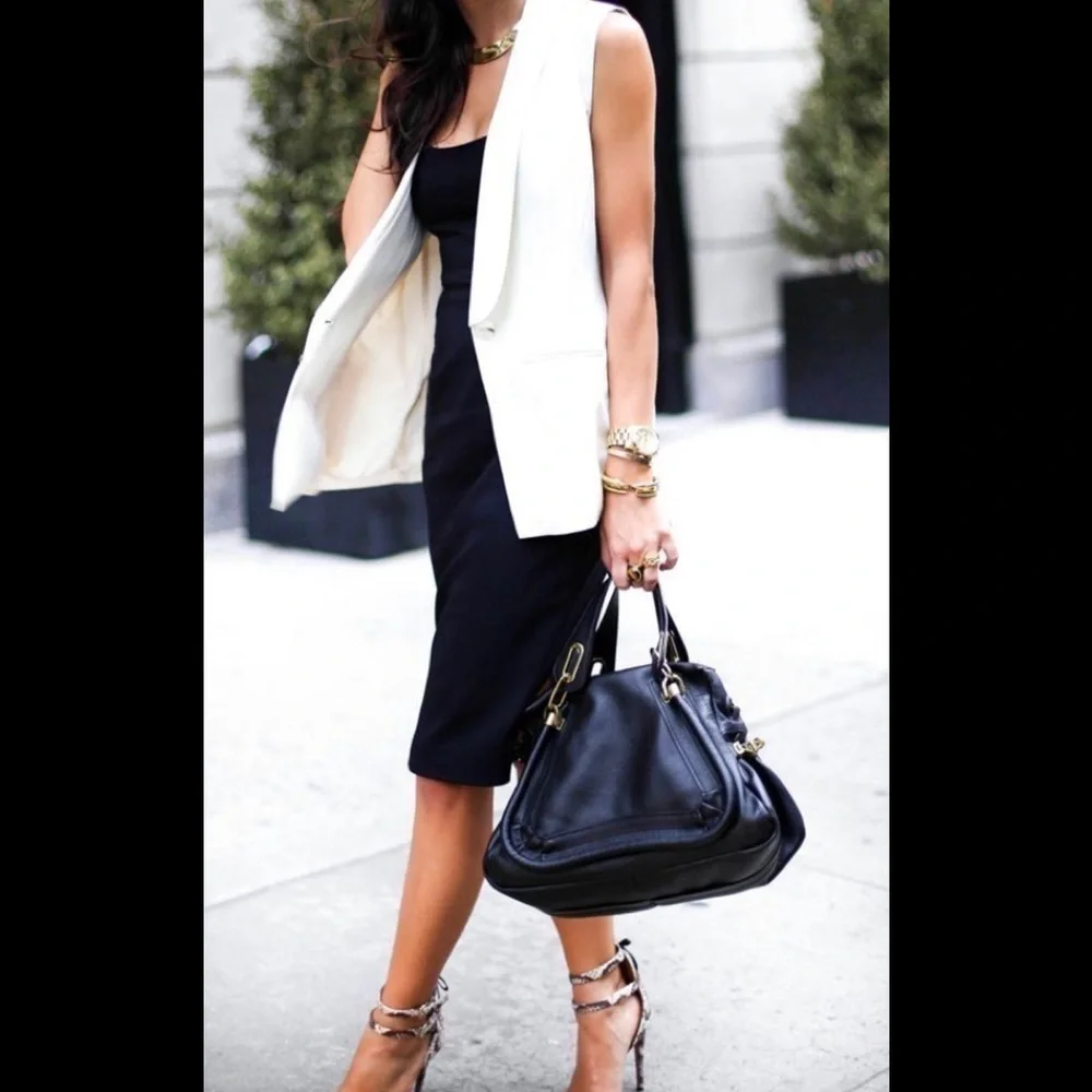 Chloe Paraty Medium Bag in Black Leather​​​​​​​​​